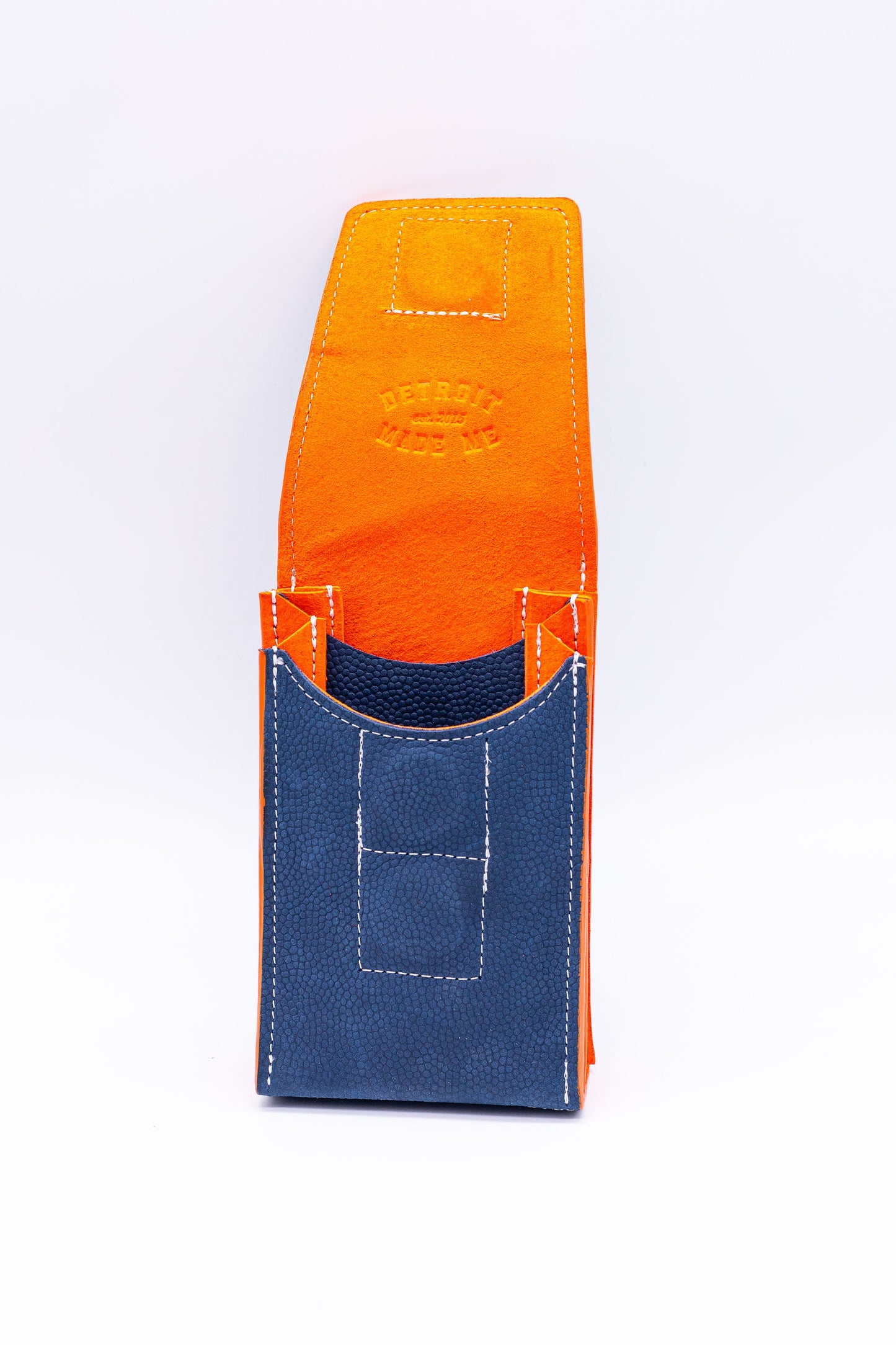 Motown Venue Bag, Seatbelt Strap | Detroit Rod and Custom